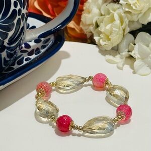 Elegant Gold and Pink Beaded Bracelet